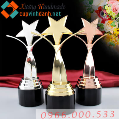 Cúp composite mạ vàng